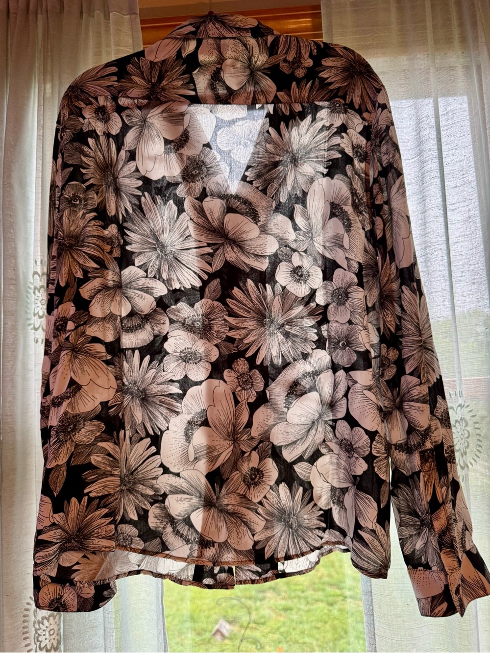 The KooplesWomen's Black Floral Cotton Button-Front Blouse large